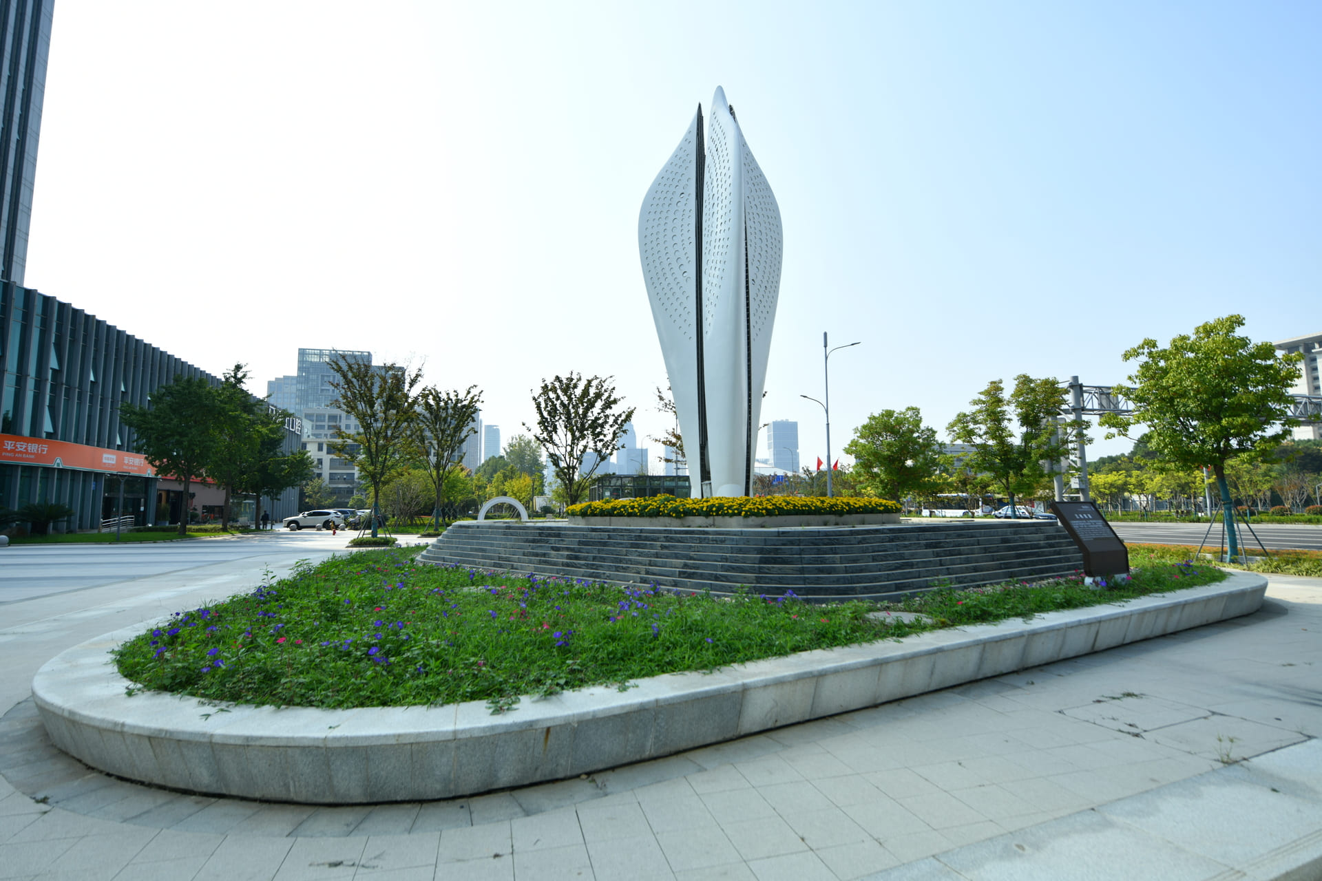 三帆竞渡